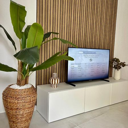 Menton Carre D'Or - Private Garage Apartment Luaran gambar